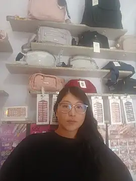 Mia Charlotte2 online show from July 20, 6:32 pm