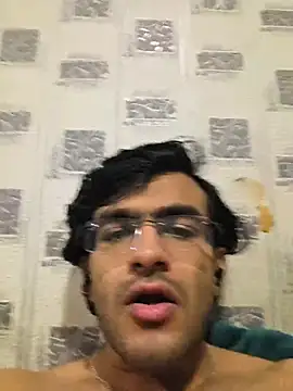 Snapshot of slutytwinkrna chatting on January 10, 5:04 pm slutytwinkrna online show from January 10, 5:04 pm