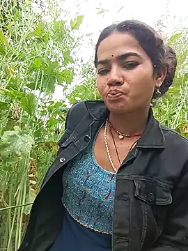 Jooli sakya online show from January 18, 4:05 am