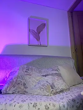 Snapshot of Mystick_ chatting on February 20, 3:23 pm Mystick online show from February 20, 3:23 pm