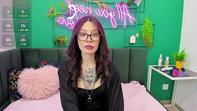 IvyDainty online show from April 9, 1:38 am
