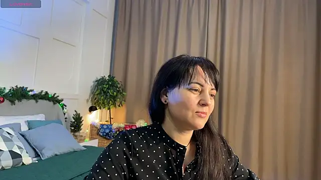  SilkyShadow  online show from January 15, 1:10 am