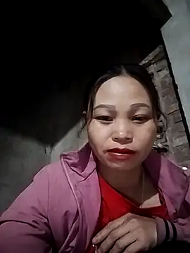 Snapshot of miray- chatting on February 2, 12:04 pm miray- online show from February 2, 12:04 pm