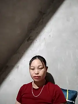 Snapshot of miray- chatting on February 6, 12:41 pm miray- online show from February 6, 12:41 pm