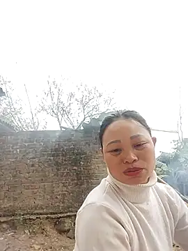 Snapshot of miray- chatting on February 10, 8:18 am miray- online show from February 10, 8:18 am