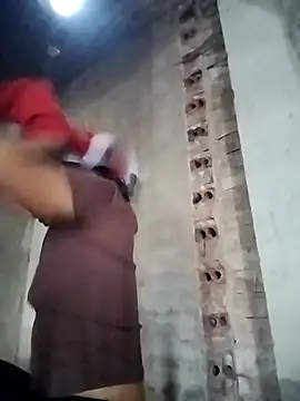 Snapshot of miray- chatting on February 12, 2:50 am miray- online show from February 12, 2:50 am