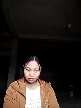 Snapshot of miray- chatting on February 15, 8:46 am miray- online show from February 15, 8:46 am