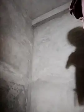 Snapshot of miray- chatting on February 18, 9:44 pm miray- online show from February 18, 9:44 pm