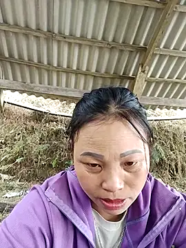 Snapshot of miray- chatting on March 2, 5:08 am miray- online show from March 2, 5:08 am