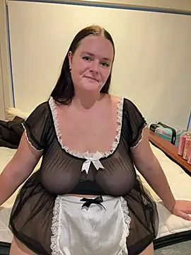 Snapshot of carinabro10 chatting on February 5, 8:41 am carinabro10 online show from February 5, 8:41 am