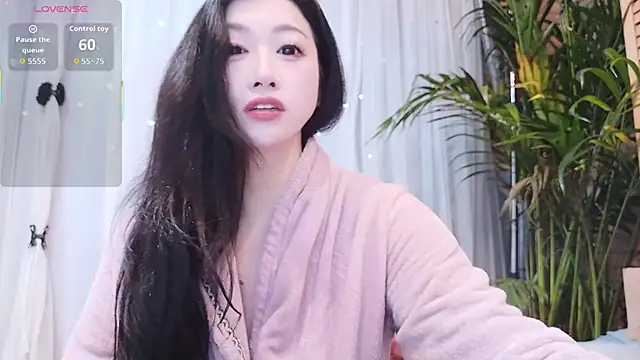 Snapshot of neinei_bao chatting on February 14, 5:15 am neinei bao online show from February 14, 5:15 am