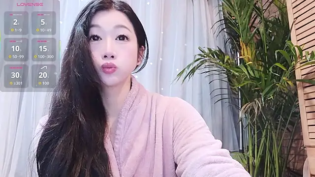 Snapshot of neinei_bao chatting on February 15, 12:40 am neinei bao online show from February 15, 12:40 am