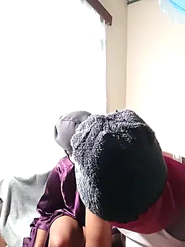 Snapshot of lancerlove chatting on February 9, 11:03 am lancerlove online show from February 9, 11:03 am