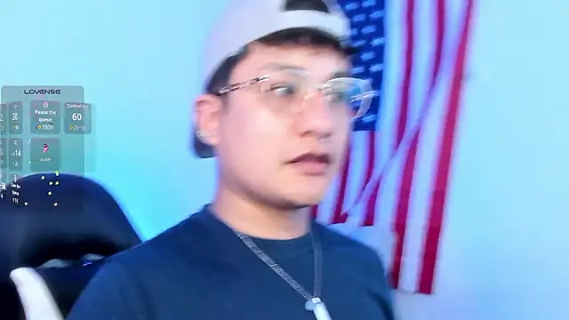 Snapshot of Theo_Rowan chatting on February 12, 8:04 pm Theo Rowan online show from February 12, 8:04 pm