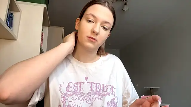 JammieMickiewicz online show from February 18, 8:10 am