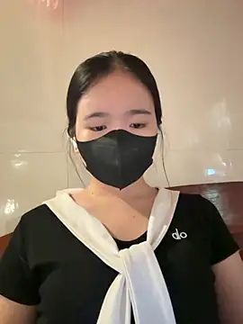 Gwen879 online show from April 27, 2:20 am