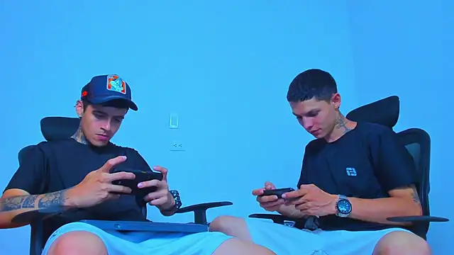 Thomas-Wil online show from April 5, 11:02 pm