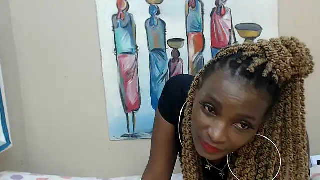 Snapshot of TallDivaNoir chatting on June 28, 1:50 pm TallDivaNoir online show from June 28, 1:50 pm