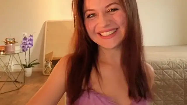 Snapshot of Satin_Sin chatting on July 5, 6:15 pm Satin Sin online show from July 5, 6:15 pm