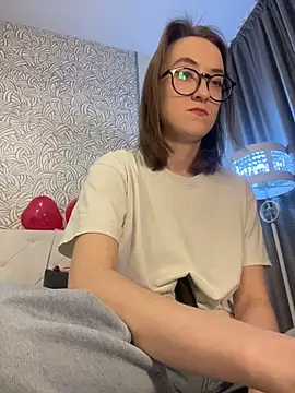 Persephone Kore online show from February 14, 5:32 pm