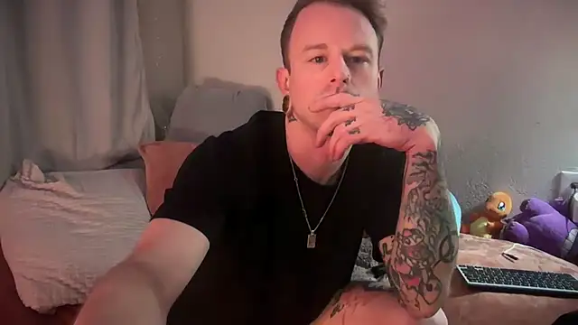 MickeyMoans444 online show from January 18, 9:02 am