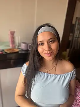 Veronica Wins  online show from May 10, 5:29 pm