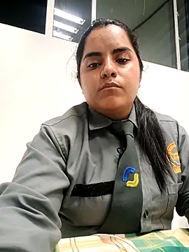 Isabel 3 online show from April 7, 12:22 am