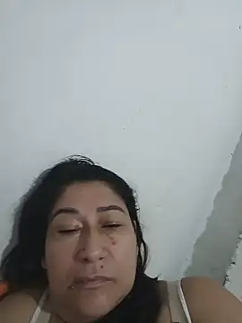Snapshot of PatriciaGrajales chatting on June 11, 3:10 pm PatriciaGrajales online show from June 11, 3:10 pm