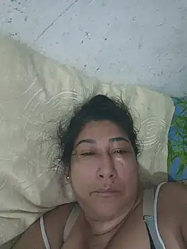 Snapshot of PatriciaGrajales chatting on June 22, 1:40 am PatriciaGrajales online show from June 22, 1:40 am