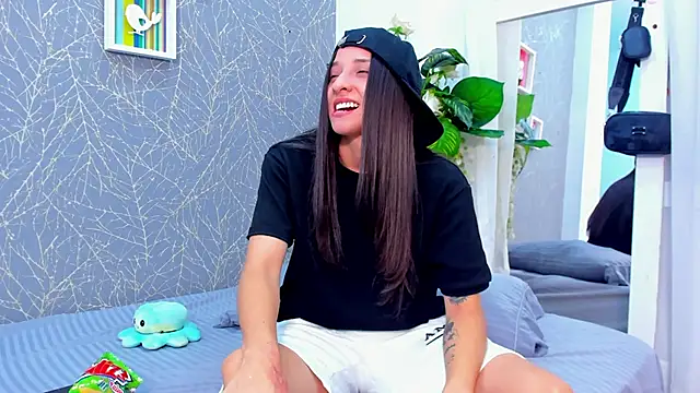 ViictoriiaSaenz online show from June 6, 3:22 am