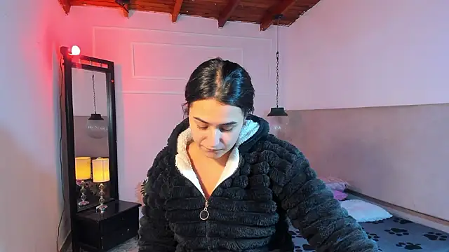 Brendajennerr online show from February 7, 4:05 am