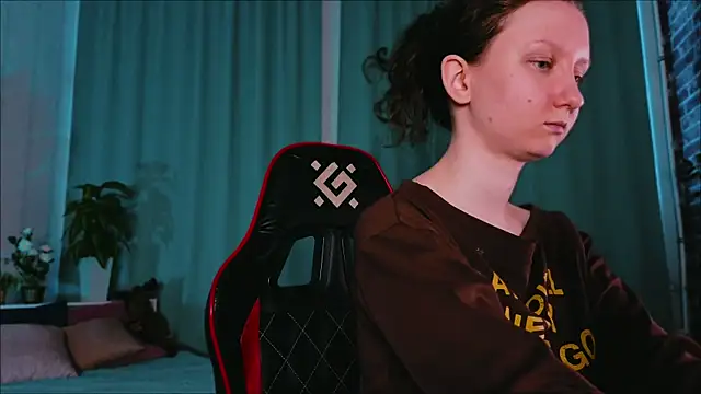 SunshineBlaze online show from February 22, 5:51 am