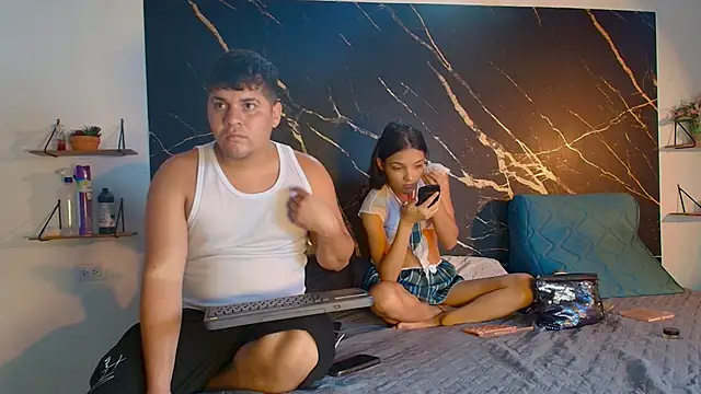 uncontrolled fire online show from March 6, 7:32 pm