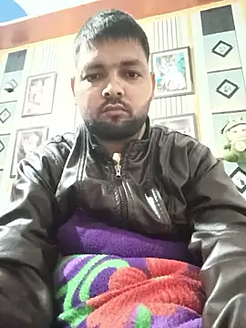 Pulkeet1433 online show from January 13, 9:20 pm