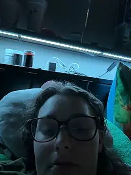 julia4thewin online show from March 30, 11:50 pm