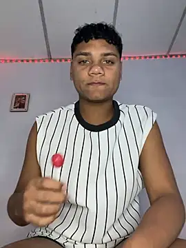 Snapshot of Jacobo_leeh chatting on January 15, 3:44 am Jacobo leeh online show from January 15, 3:44 am