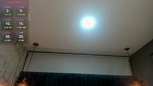 lizz lunna online show from February 5, 8:02 pm