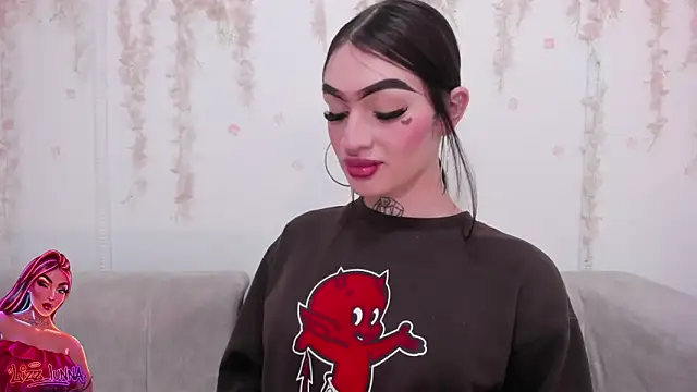 lizz lunna online show from April 4, 1:41 pm