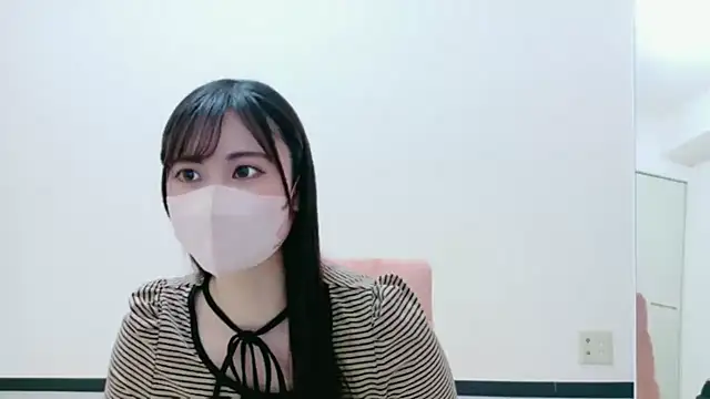 Snapshot of Miria-pq chatting on February 10, 8:07 am Miria-pq online show from February 10, 8:07 am