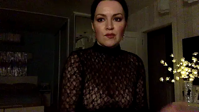 Snapshot of Ivoryne chatting on March 3, 10:04 pm Ivoryne online show from March 3, 10:04 pm