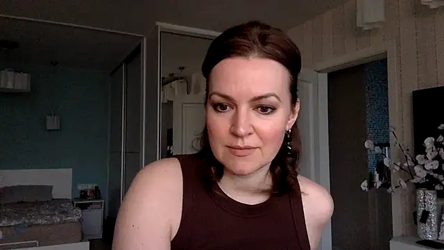 Ivoryne online show from April 8, 2:39 pm