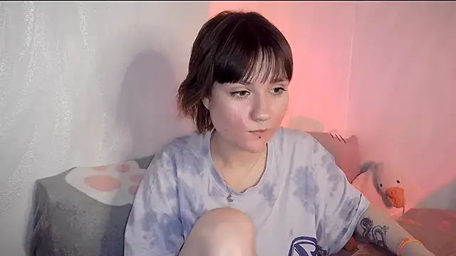 Snapshot of UwuJudy_Osas chatting on February 19, 12:56 pm UwuJudy Osas online show from February 19, 12:56 pm