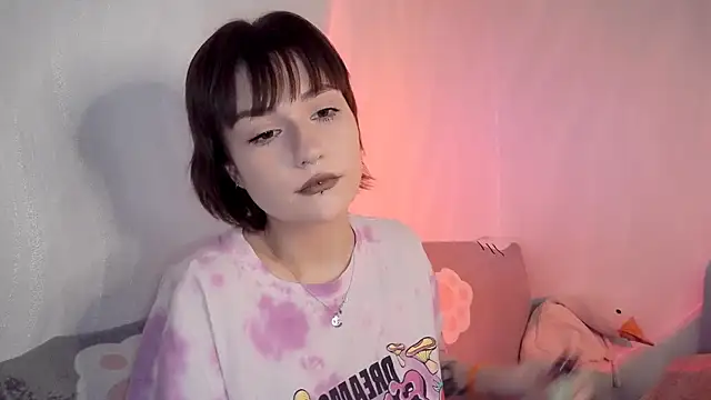 Snapshot of UwuJudy_Osas chatting on March 2, 9:27 am UwuJudy Osas online show from March 2, 9:27 am