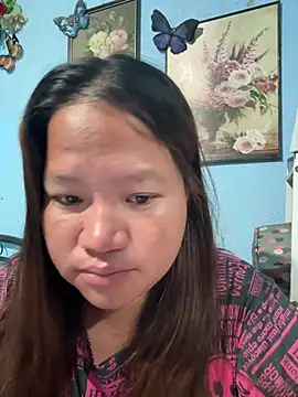 Hottie Pussy online show from April 4, 11:35 pm