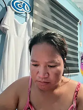 Hottie Pussy online show from April 18, 9:46 am