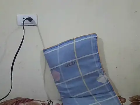 berry alma06 online show from March 30, 1:56 pm