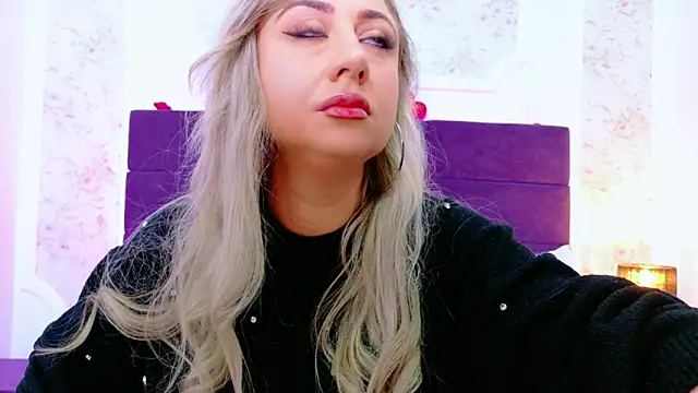 EvelinHill online show from February 28, 4:57 am