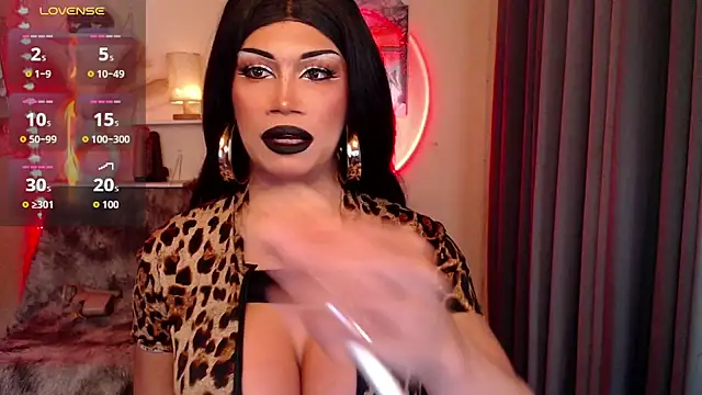 deliciousClaire online show from April 12, 2:05 am