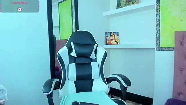 kittymiauu444 online show from January 13, 7:41 pm