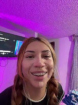kittymiauu444 online show from May 10, 4:50 am